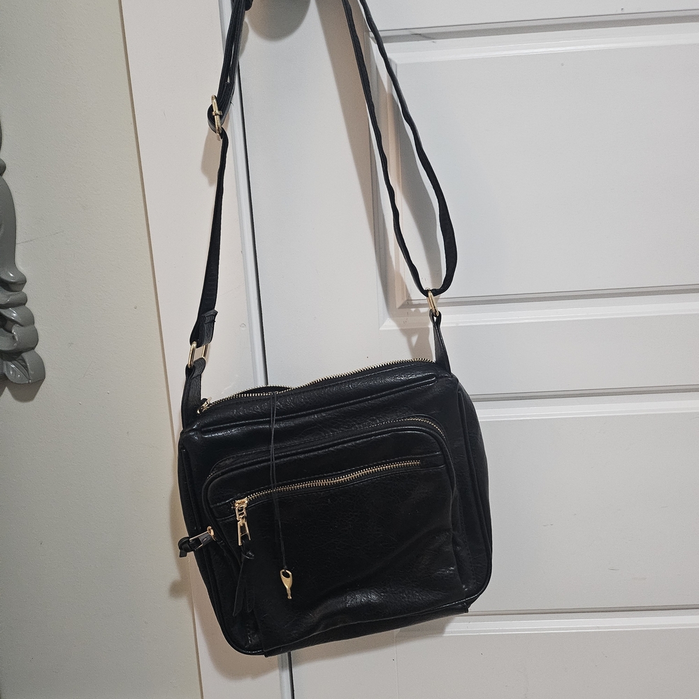 Elegant Black Crossbody Bag